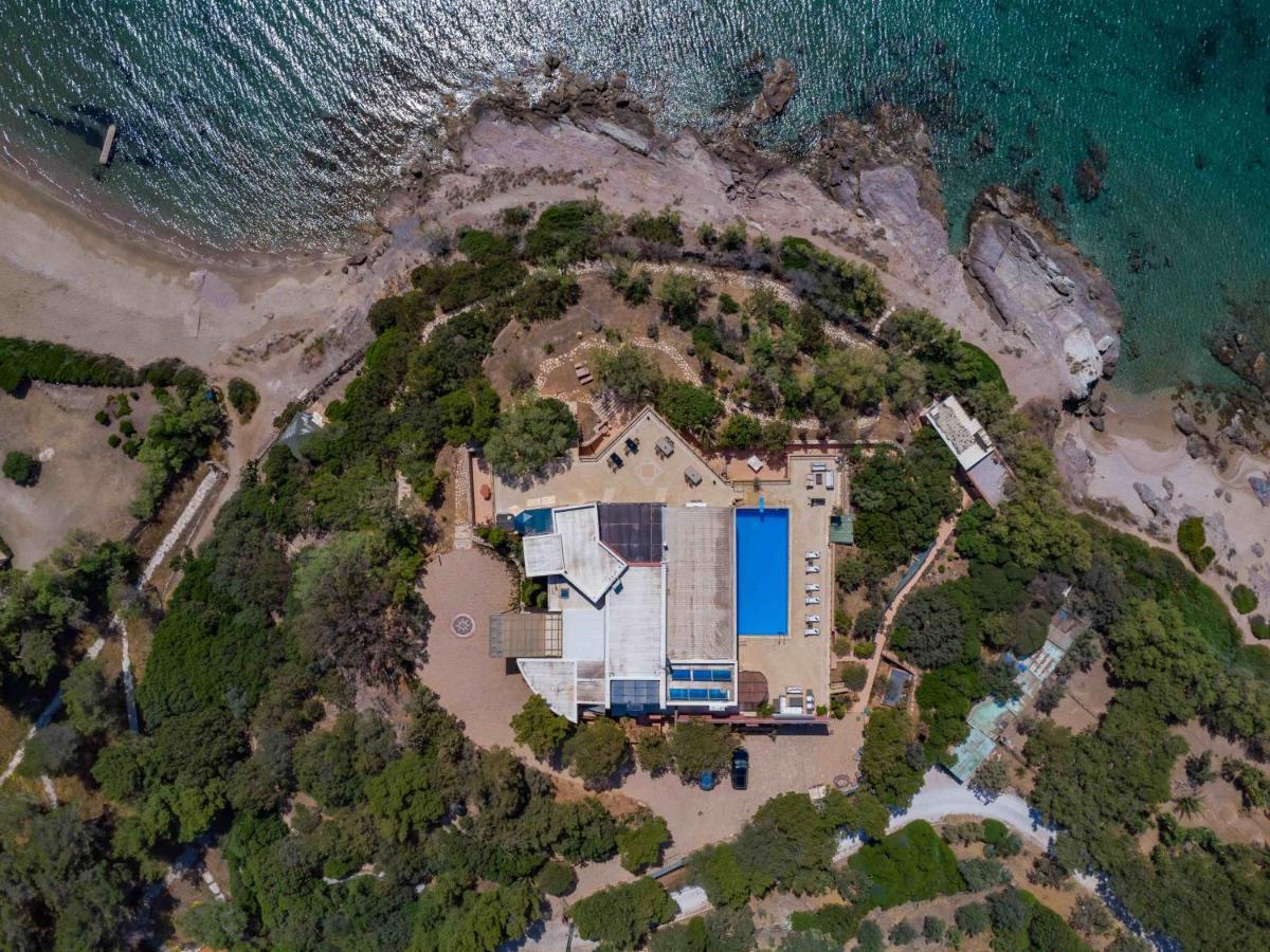 Black Diamond Beachfront Pool Villa Pasithea In Sounio, Athens Sounion Exterior foto