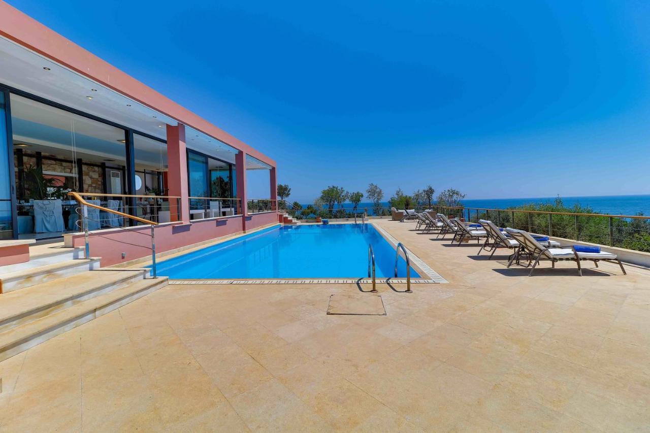 Black Diamond Beachfront Pool Villa Pasithea In Sounio, Athens Sounion Exterior foto
